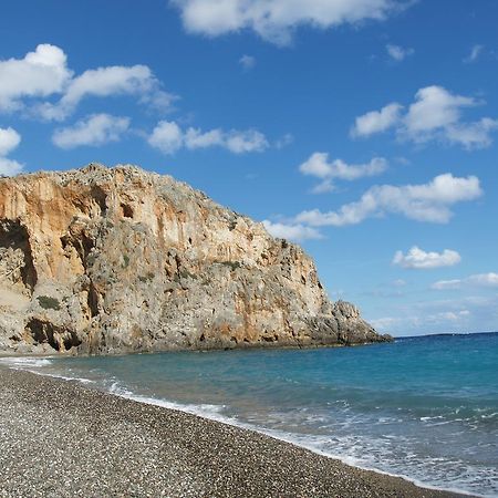Agapi Holiday House Sivas Bagian luar foto