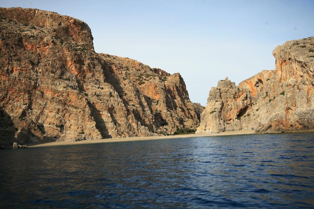 Agapi Holiday House Sivas Bagian luar foto
