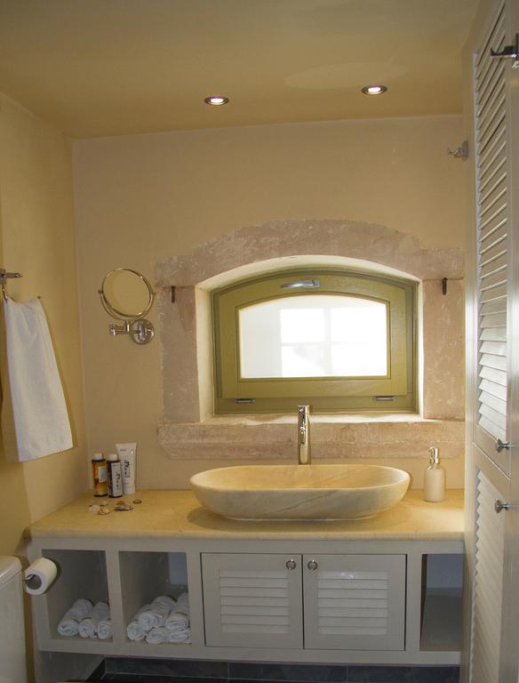 Agapi Holiday House Sivas Bagian luar foto