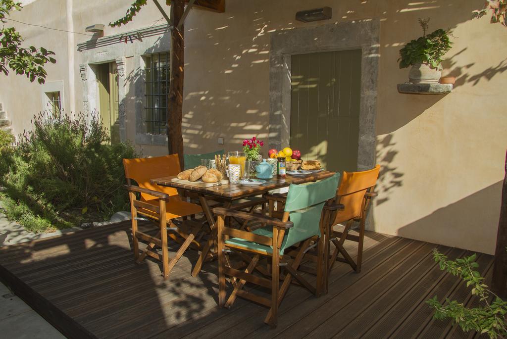 Agapi Holiday House Sivas Bagian luar foto
